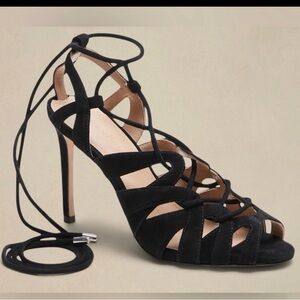 Banana Republic Women's Cutout Going Out Peep Toe Jenne Suede Heel Black